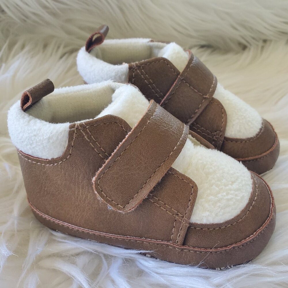 Numby Infant Brown Velcro Faux Leather Soft Shoes SZ 6-12M